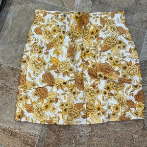 Shona Joy Popular Australian Designer mini skirt in flowered fabric